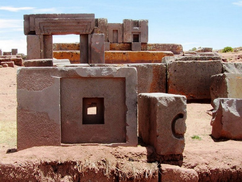 Skrivnostni megaliti Puma Punku, stari vsaj 17 tisoč let