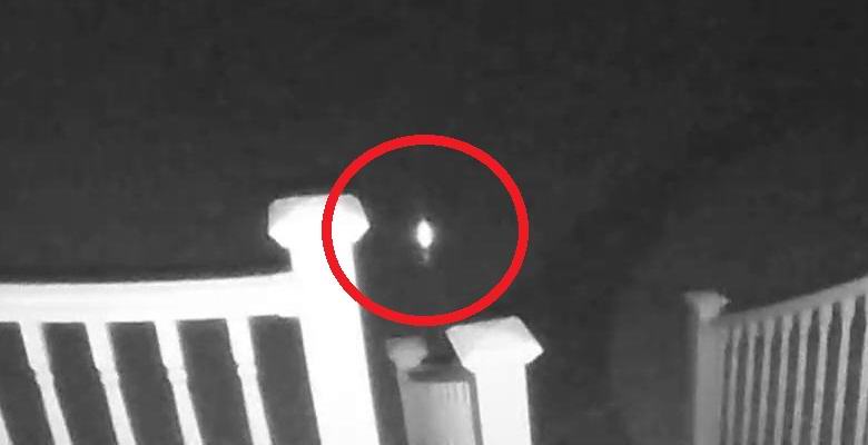 Skrivnostni potujoči ogenj je prizadel nadzorno kamero.