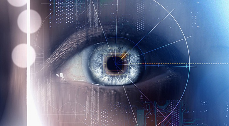 Skrivnostna svetleča kroglica, ujeta v objektiv IR kamere