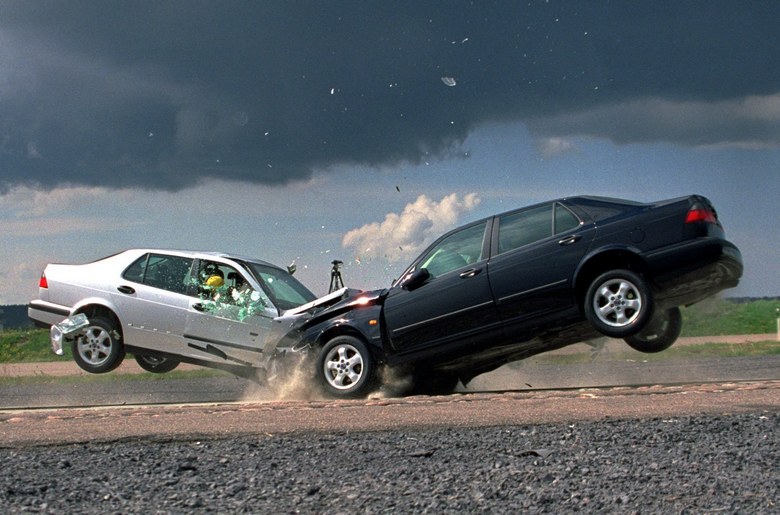 Skrivnostni duhovnik je pomagal in izginil brez sledu.