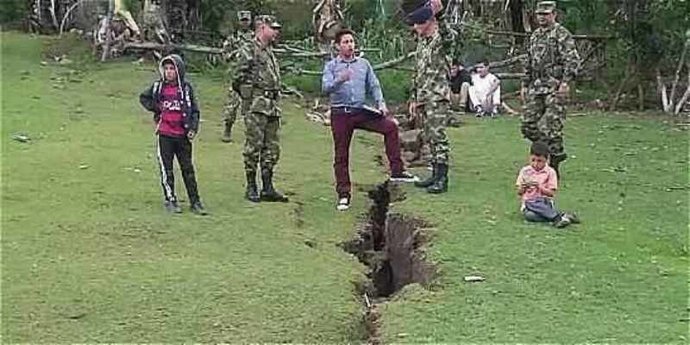 Zemlja opozarja ljudi ali že kaznuje?