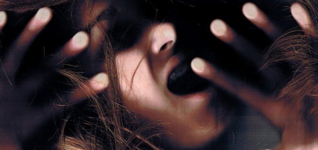 Ženska je v svoji hiši posnela poltergeistko