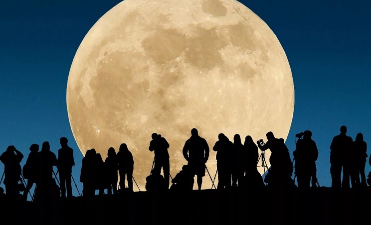 Prebivalci Rusije bodo lahko v noči na 10. marec opazovali super luno.