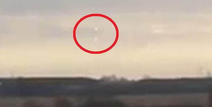 Prebivalci ukrajinske vasi so na nebu opazili dva NLP-ja