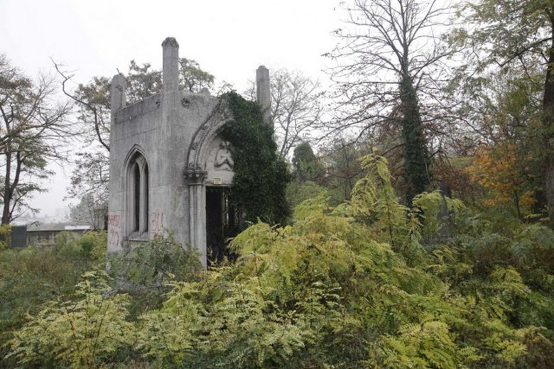 Prebivalec Simferopola spregovoril o srečanjih s svetom mrtvih