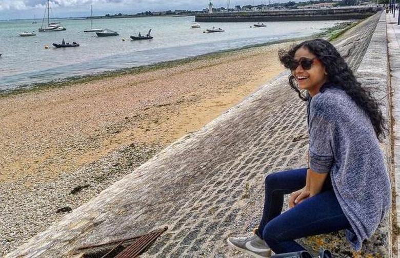 Stanovalka Velike Britanije, ki je sama rodila otroka doma, niti ni posumila na njeno nosečnost.