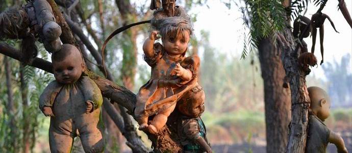 Grozljiv otok mrtvih lutk v Mehiki