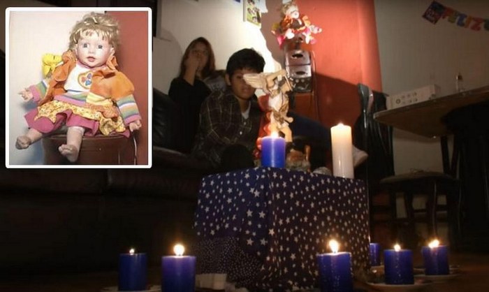 Zlobni duh je stanoval v lutki